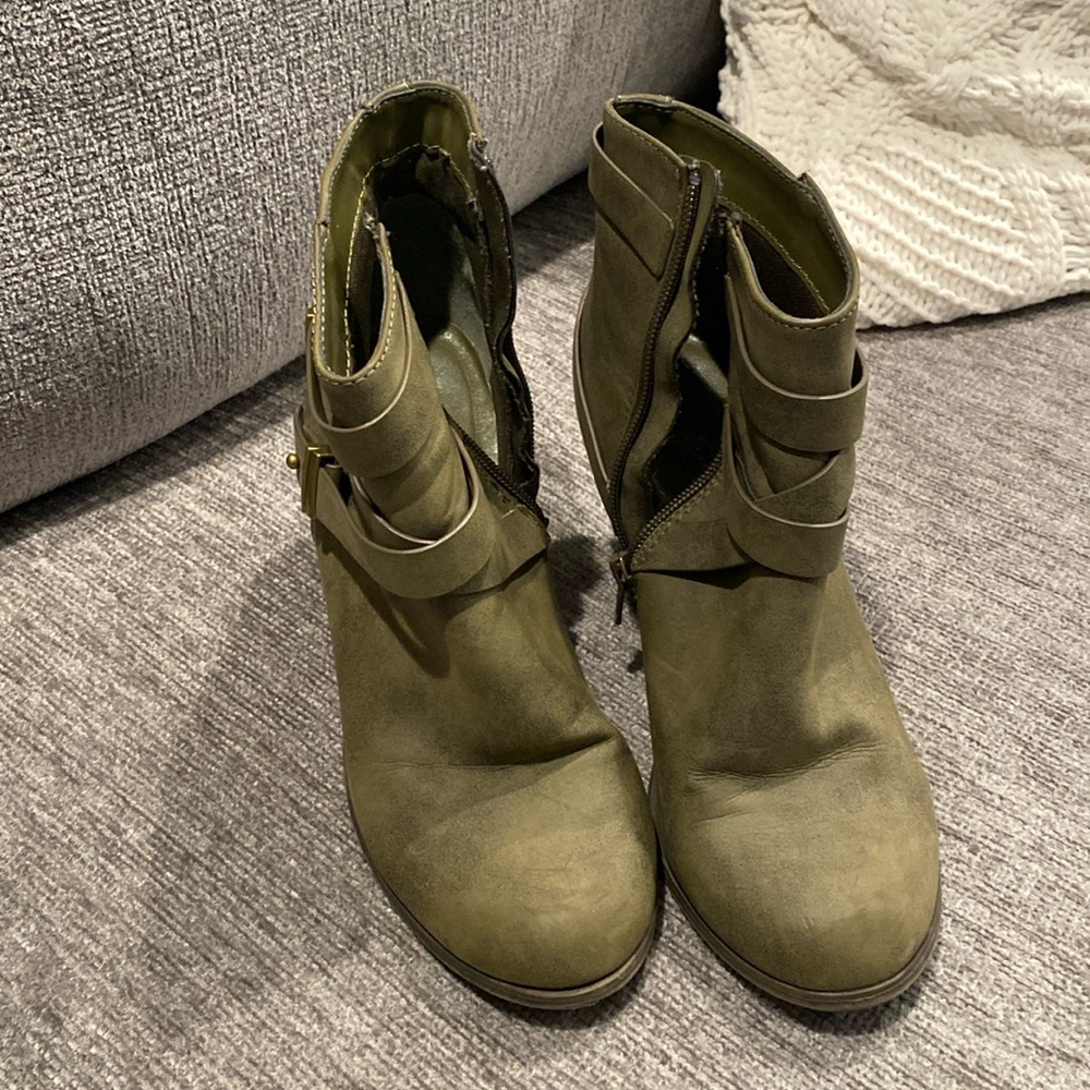 Green booties 7